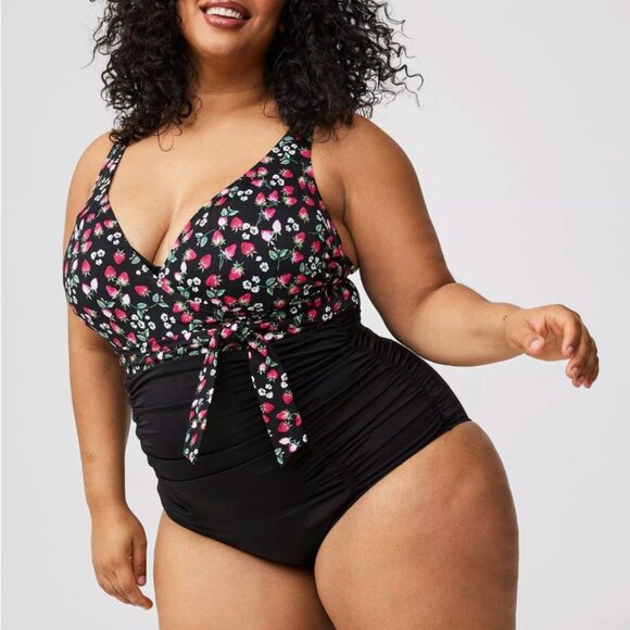 Torrid One Piece Swimsuit  Strawberry Underwire Bra Slim Fix Black Plus Size 2X - Picture 3 of 12